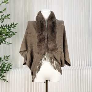 Cape – Faux Fur Collar